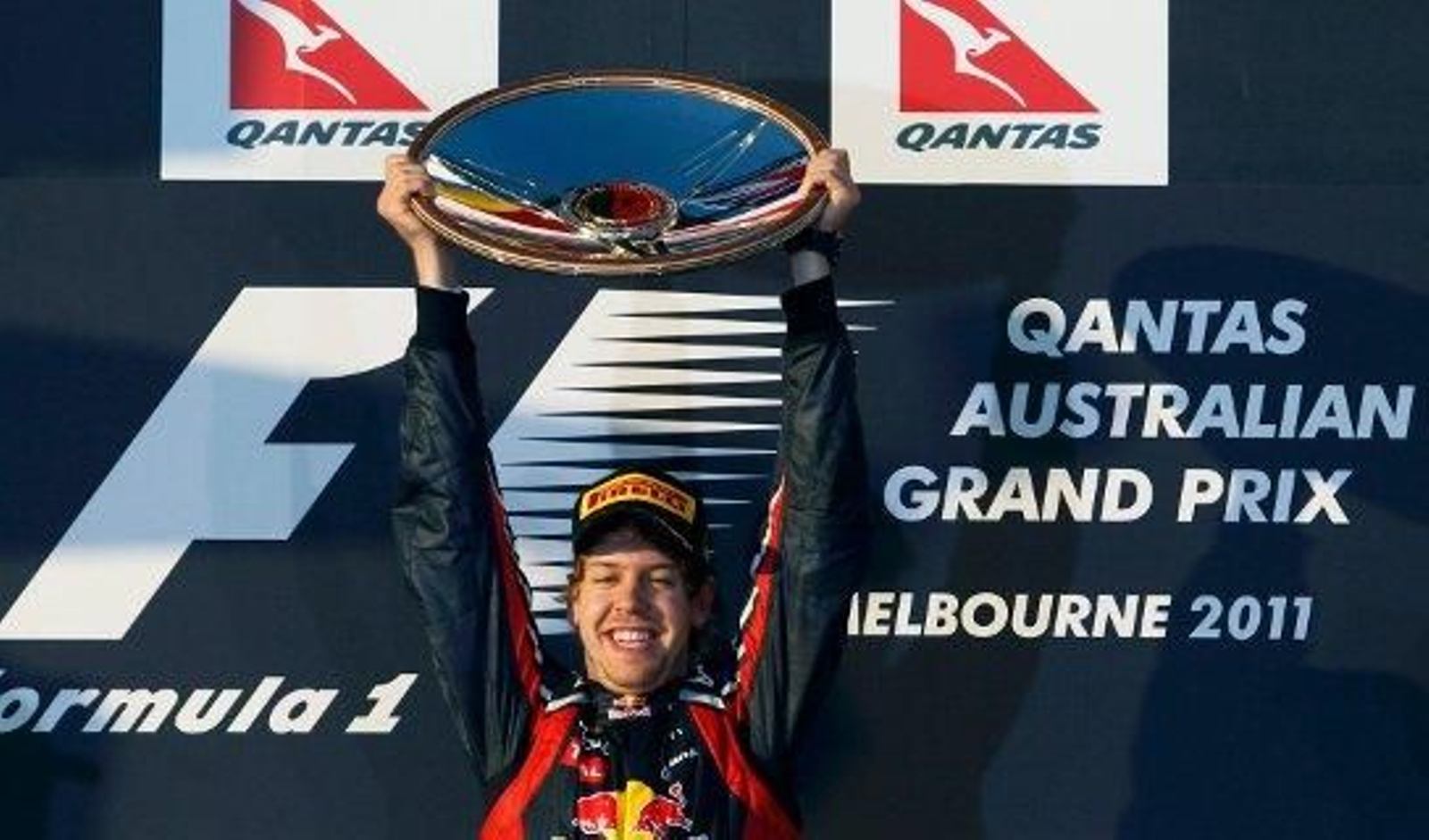 Un imparable Vettel logra la victoria en Melbourne