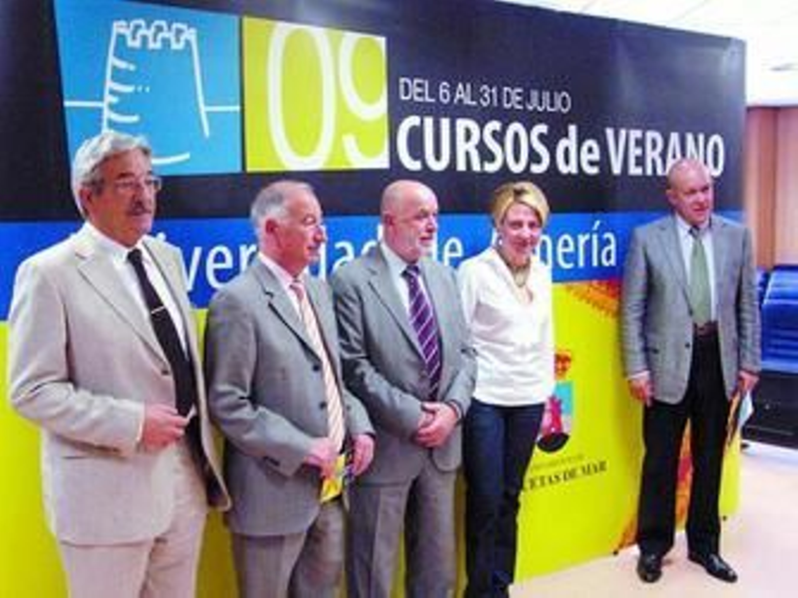 Julio Visconti explicará en Roquetas su técnica de pintura.