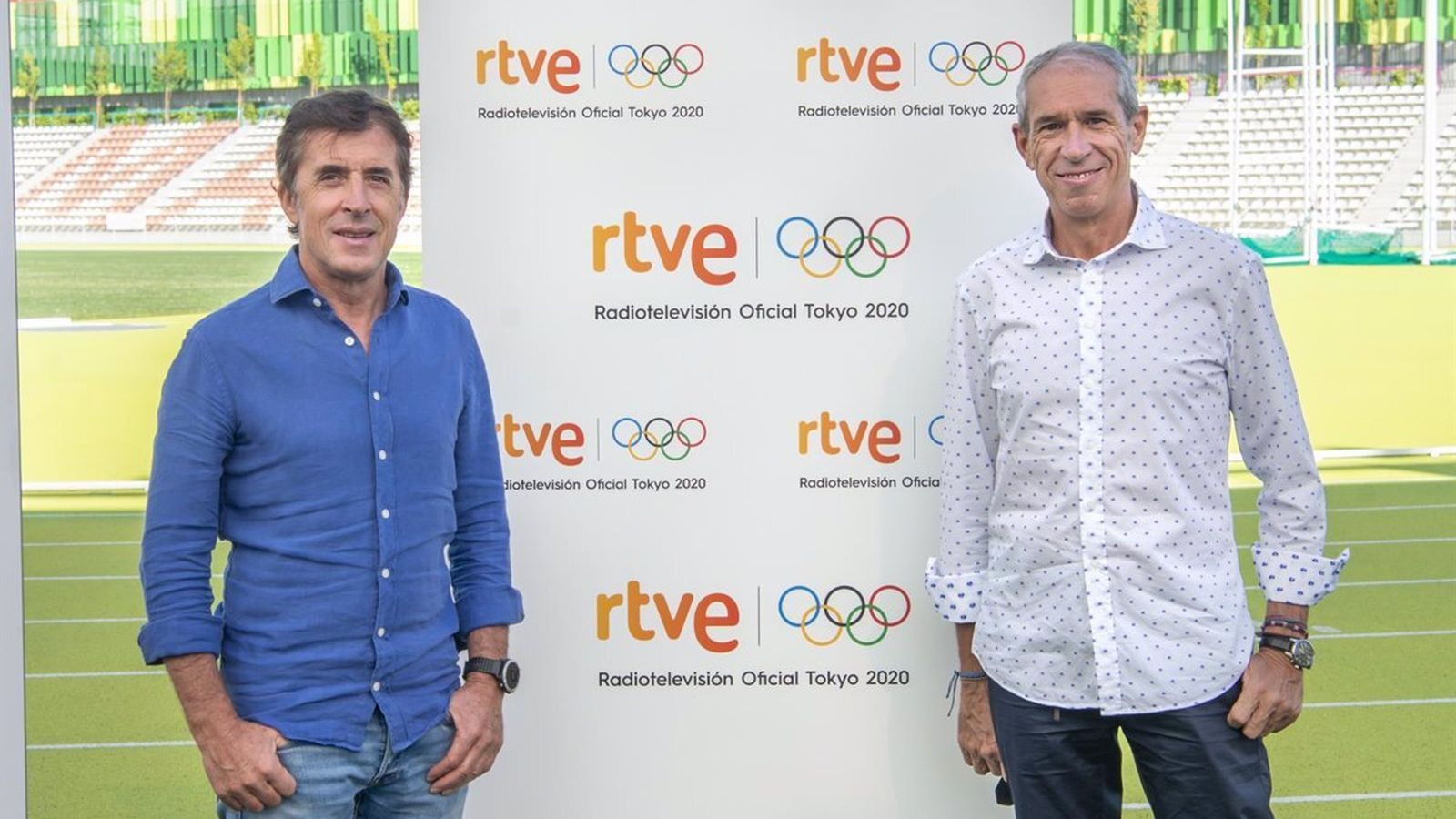 Carlos de Andrés y Pedro Delgado, comentaristas de la Vuelta Ciclista, en la presentación de la retransmisión.