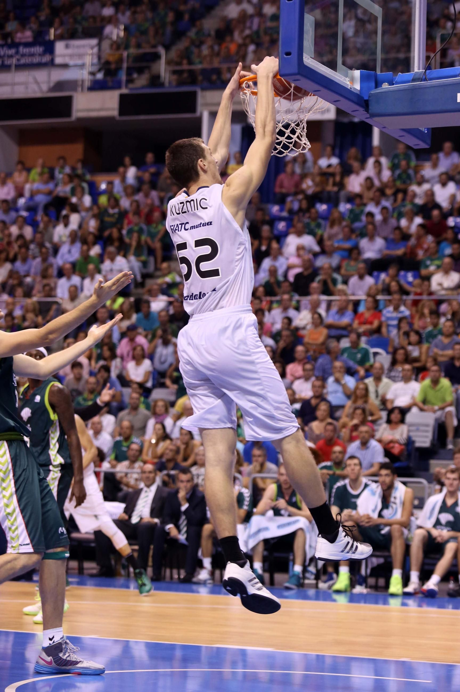 La carrera de Ognjen Kuzmic, en fotos