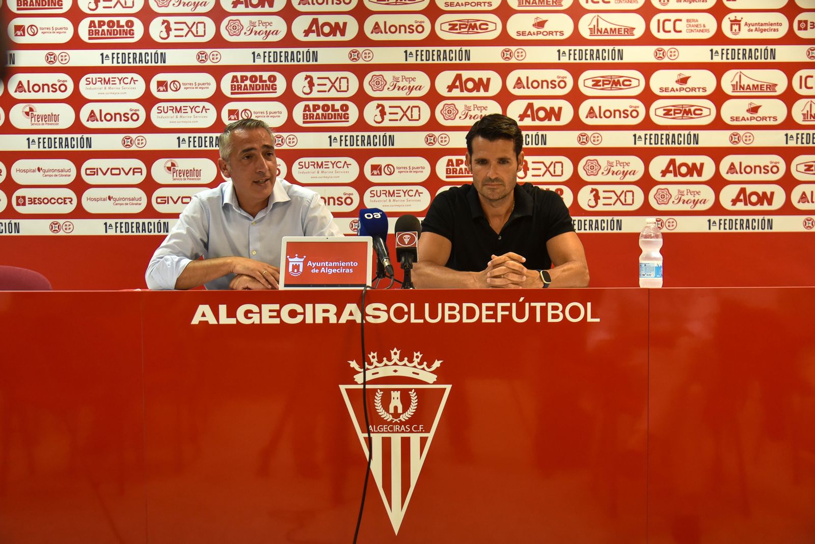 Las fotos de la presentación de Lolo Escobar como entrenador del Algeciras CF