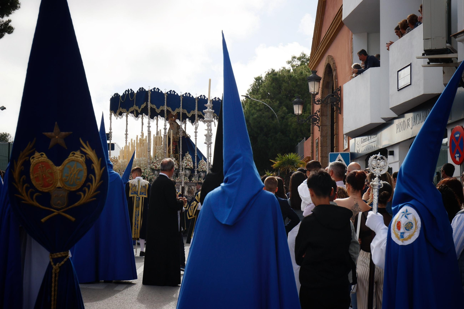 Imagenes de la salida de la Borriquita en la Semana Santa de Chiclana 2025