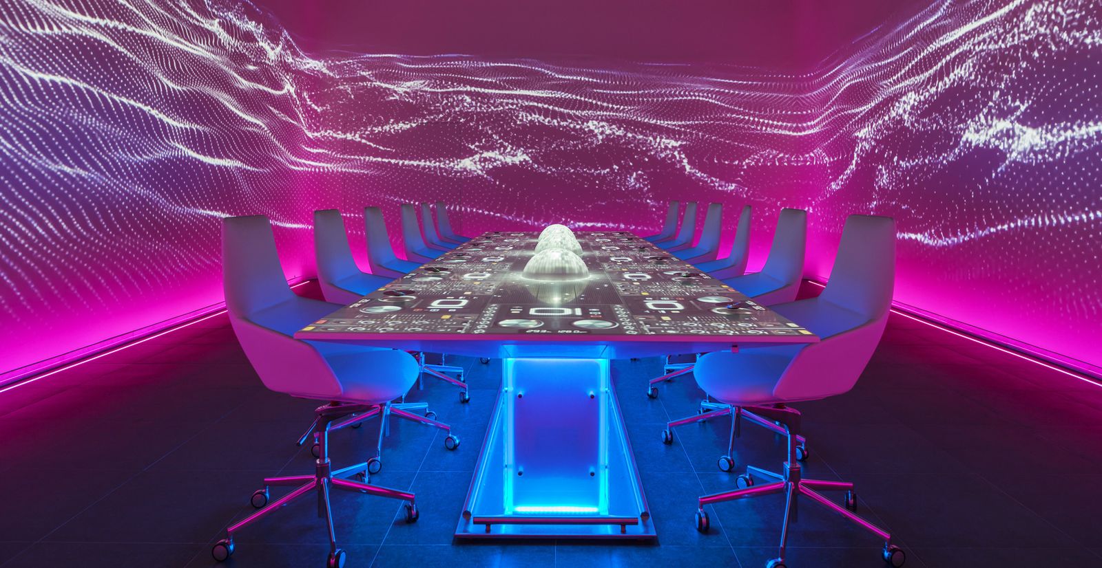 Sala del restaurante Sublimotion, el más caro del mundo, ubicado en Ibiza.