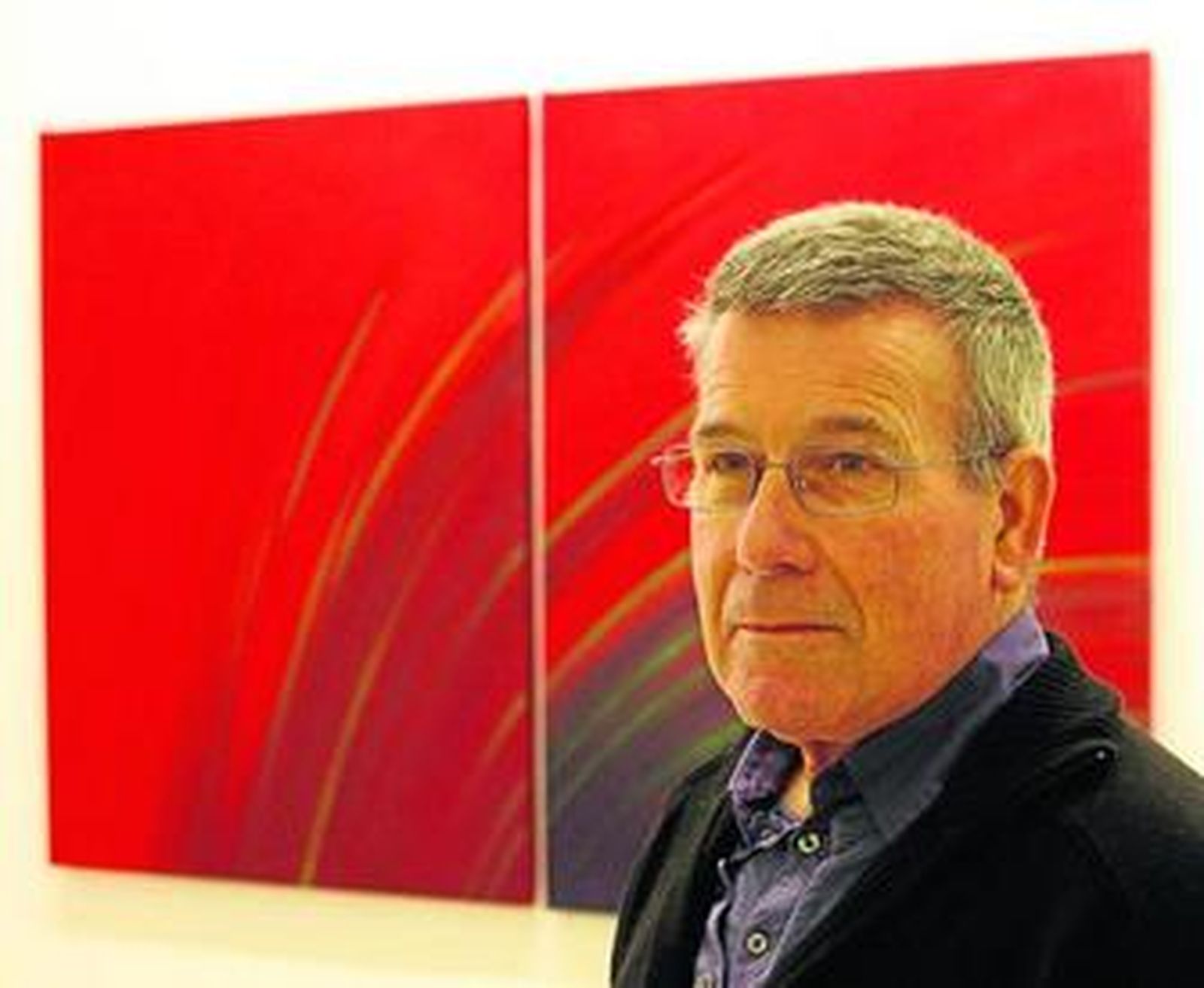 Ignacio Tovar, fotografiado en la muestra sobre su trabajo que acogió Rafael Ortiz en 2011.