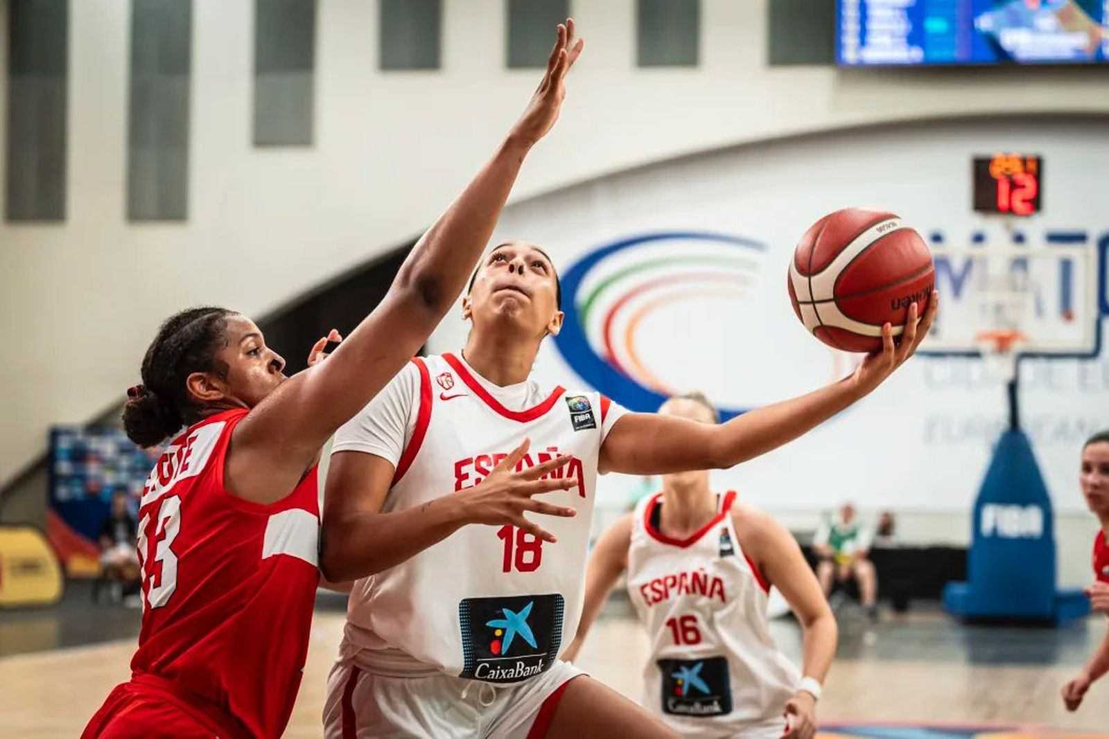 María Arrebola, a cuartos de final del Eurobasket sub 18