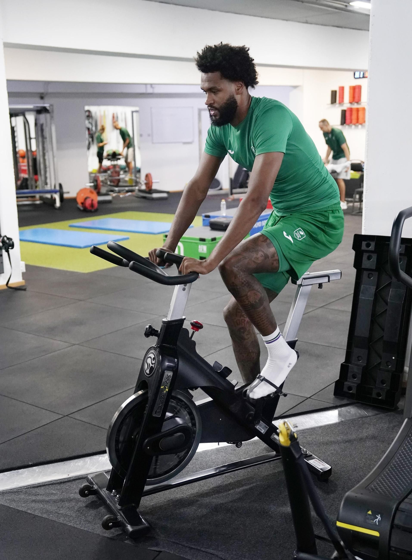 El primer día del Unicaja: Perry, Djedovic y los fichajes Webb y Sulejmanovic