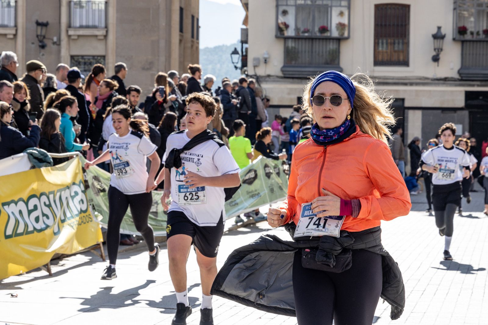 En imágenes: deporte y solidaridad se dan la mano en la VI Carrera-Caminata de la Hermandad de la Buena Muerte (2)