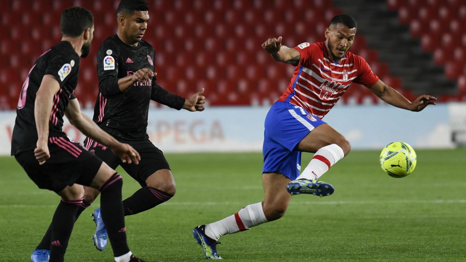 Luis Suárez gozó de dos claras ocasiones de gol que no materializó.