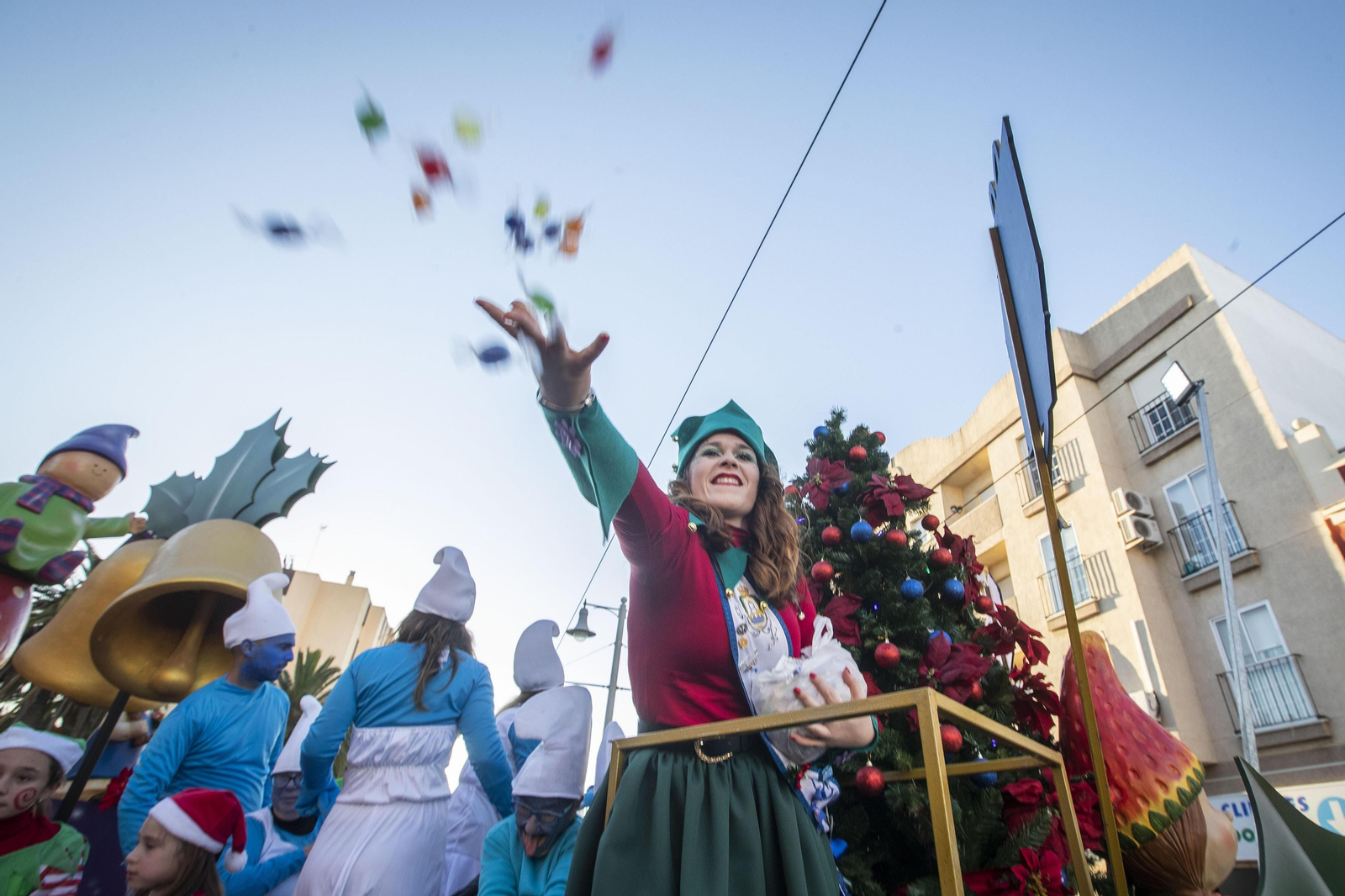 Imágenes de la cabalgata de los Reyes Magos en San Fernando