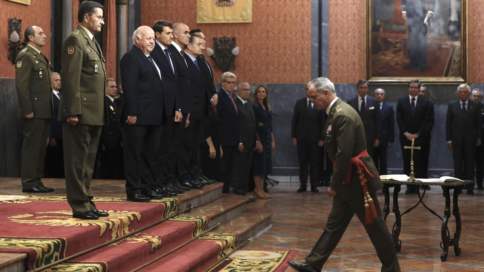El teniente general Melero vuelve a su puesto tras jurar el cargo.