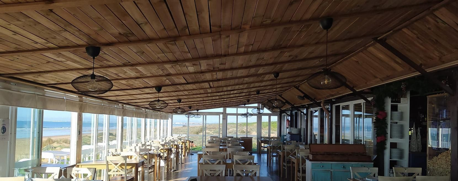 Terraza del restaurante Camarón en Punta Umbría