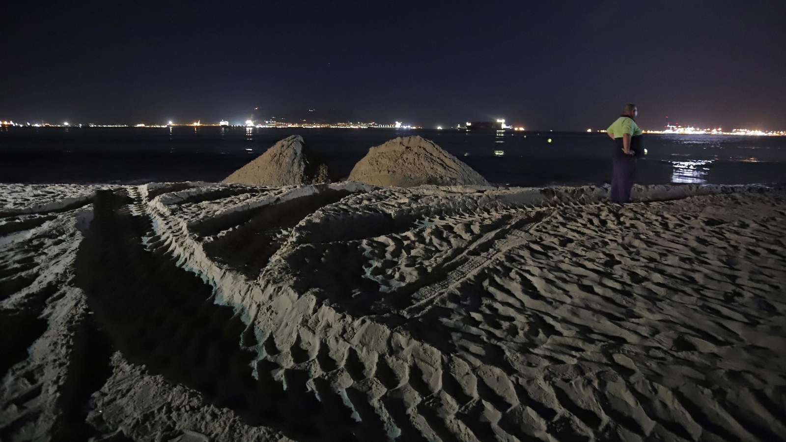 Fotos del trasvase de arena en El Rinconcillo