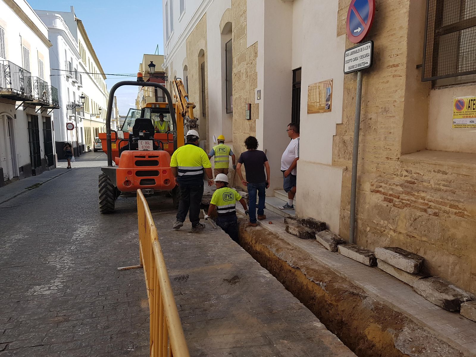 Las obras que se realizan para la ampliación de la red de gas natural.