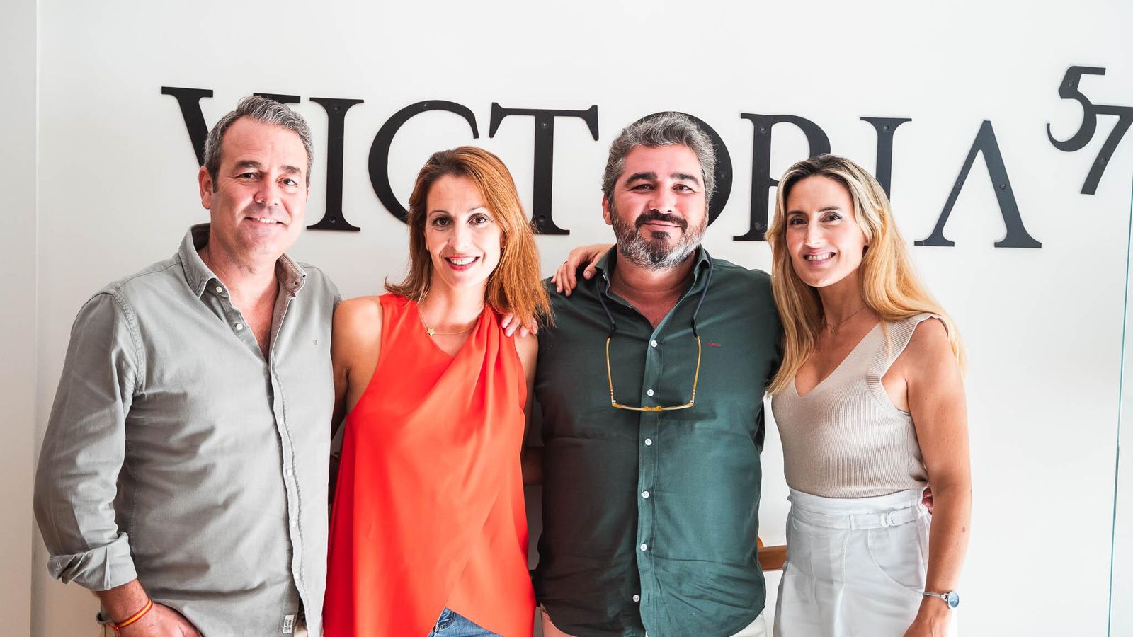 El equipo de cocina, sala y gerencia de Victoria 57 se convirtieron en los mejores cómplices para un día unico