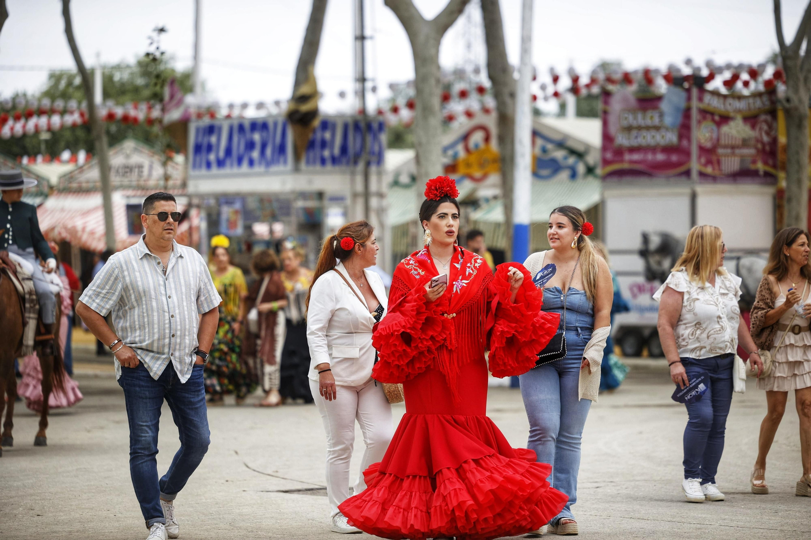 Las imágenes de la jornada del viernes de la Feria de El Puerto 2024