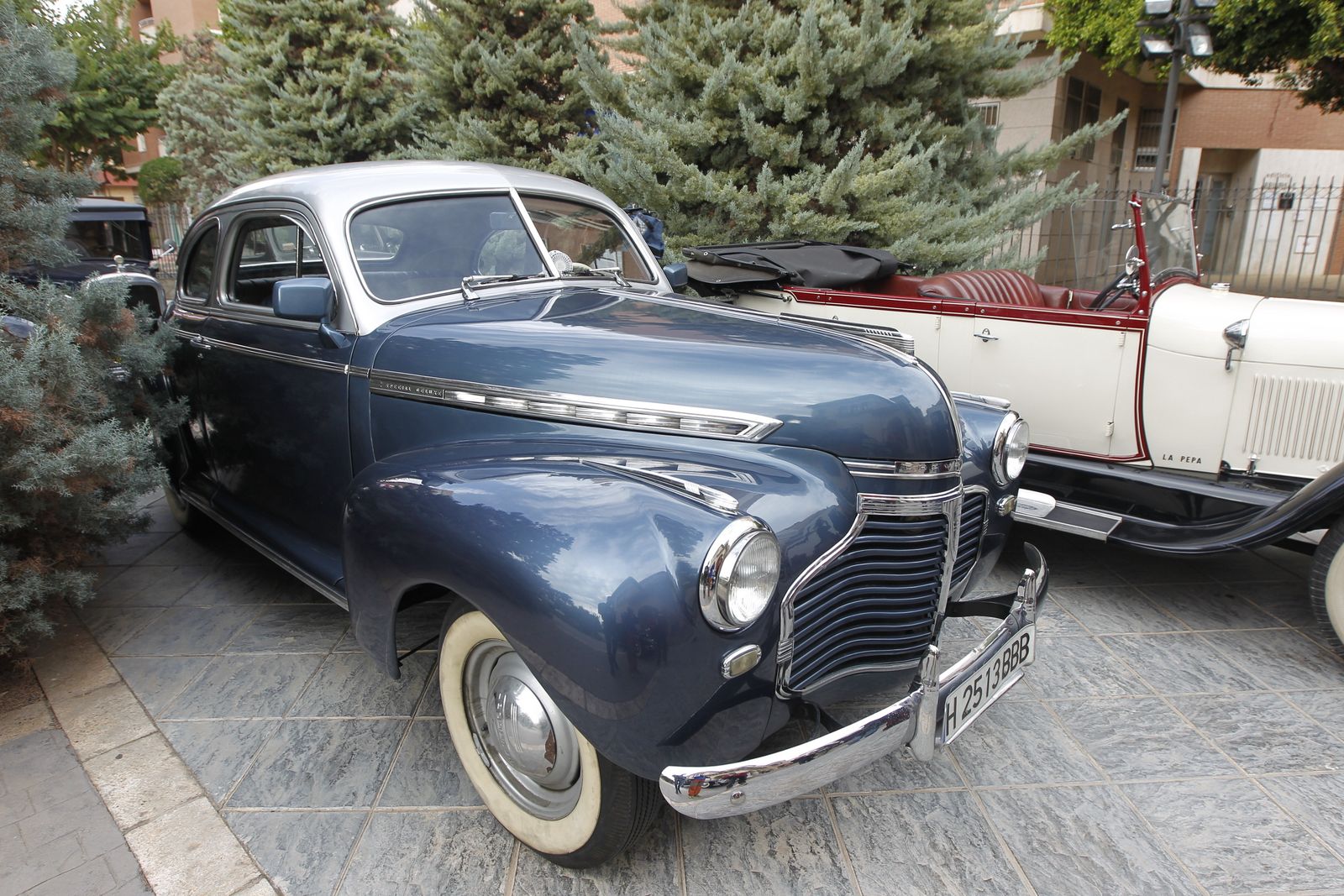 Fotogalería presentación XXX Ruta Vehículos Antiguos. Alcaldía de Almería