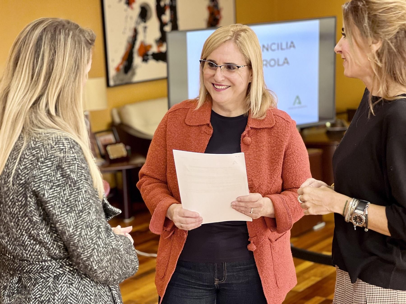 La presentación del programa municipal  en favor de la conciliación familiar.