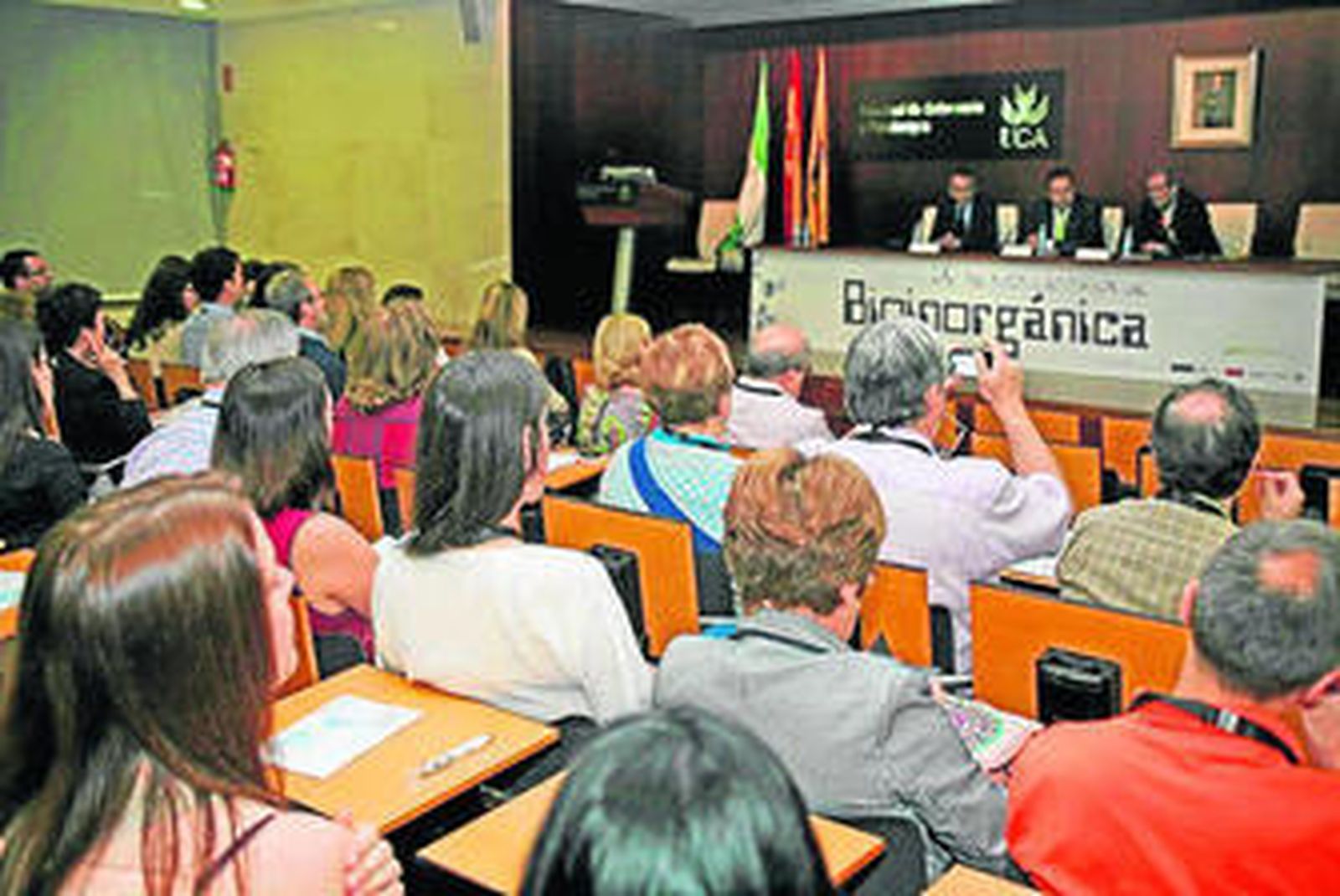 Un instante de la inauguración del congreso.