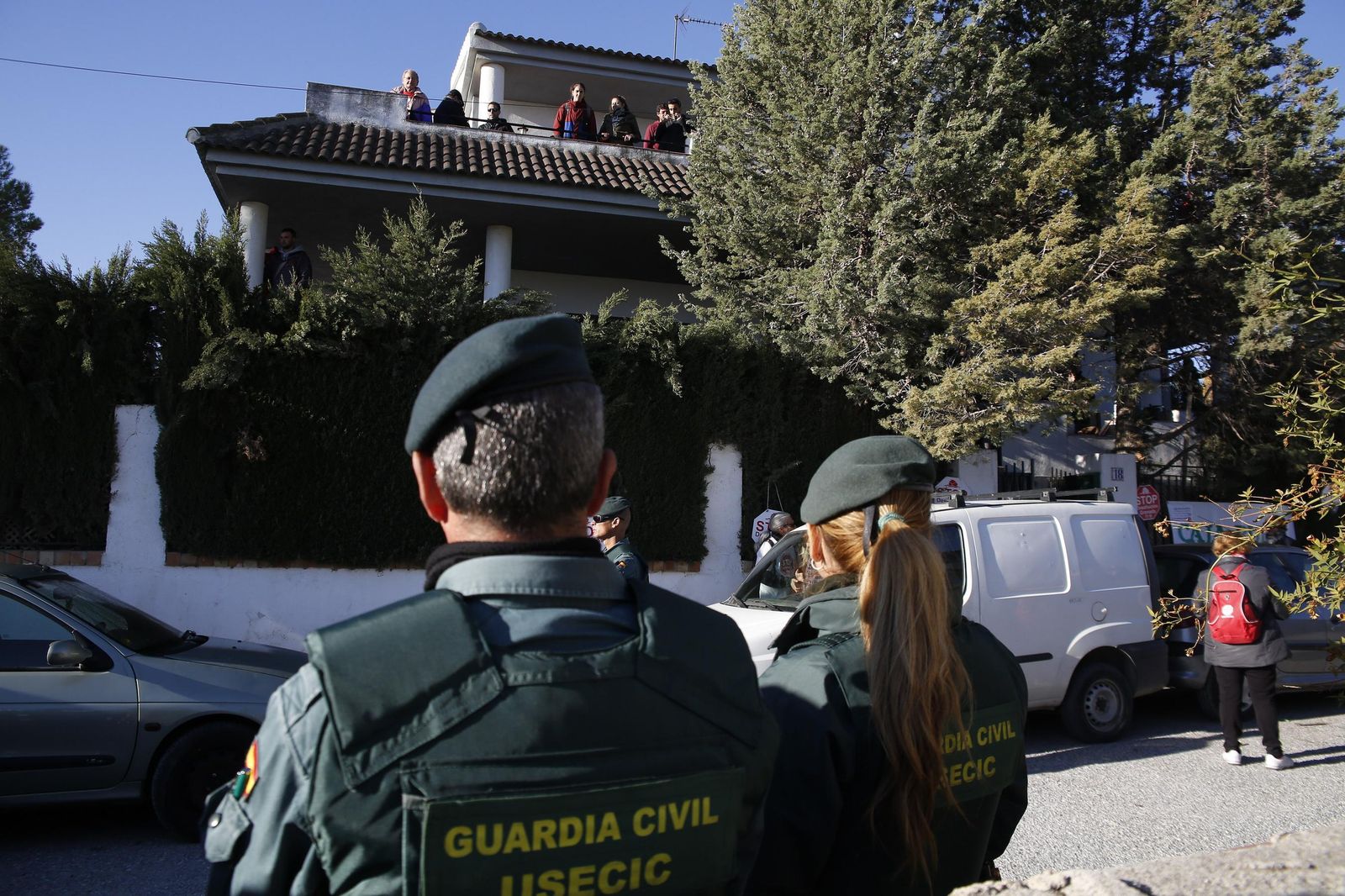 Las imágenes del desahucio en Las Gabias
