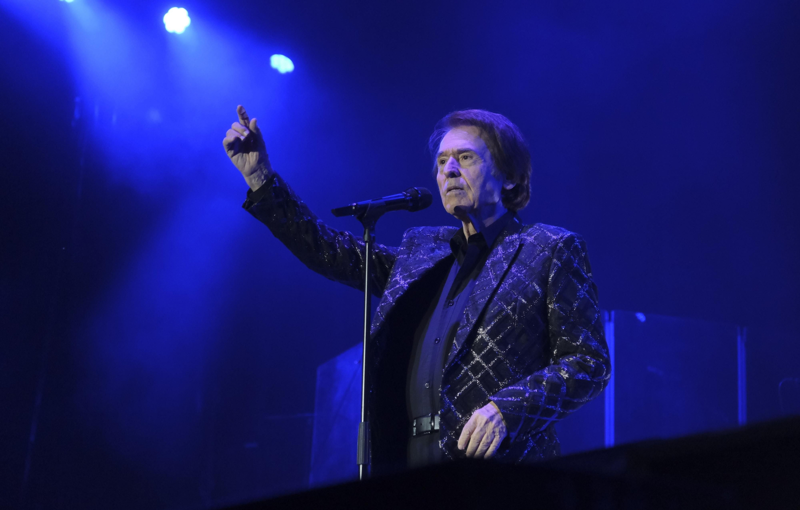 El concierto de Raphael en Córdoba, en imágenes