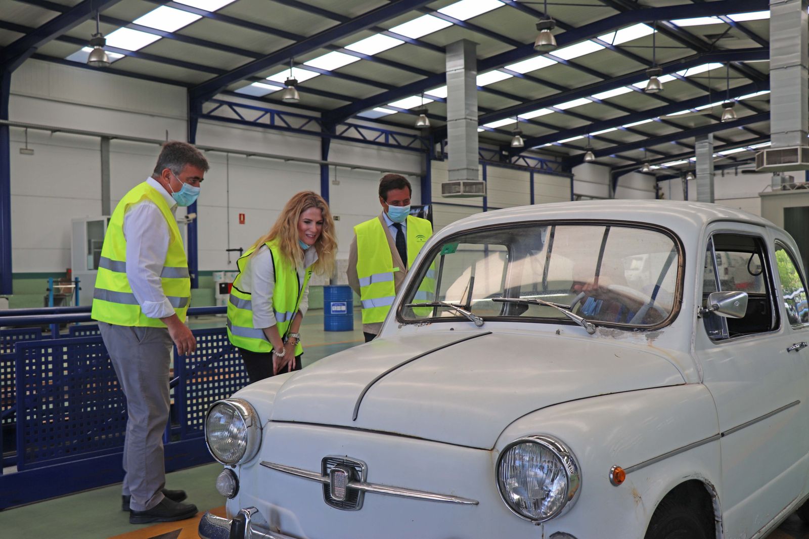 Visita de Mestre este jueves a la ITV de Jerez.