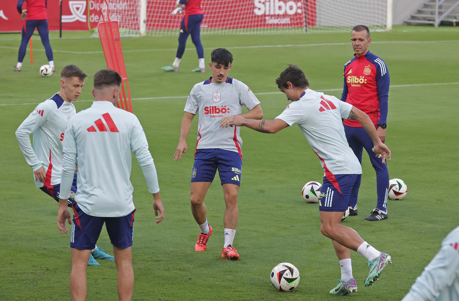 Fotos del entrenamiento de la selección española sub-21 en La Línea