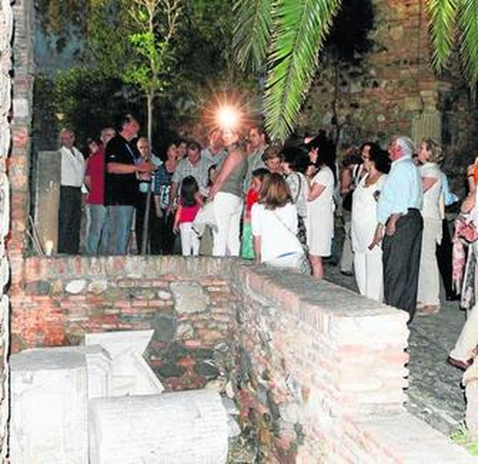 La Alcazaba se despide hoy de sus visitas nocturnas con música