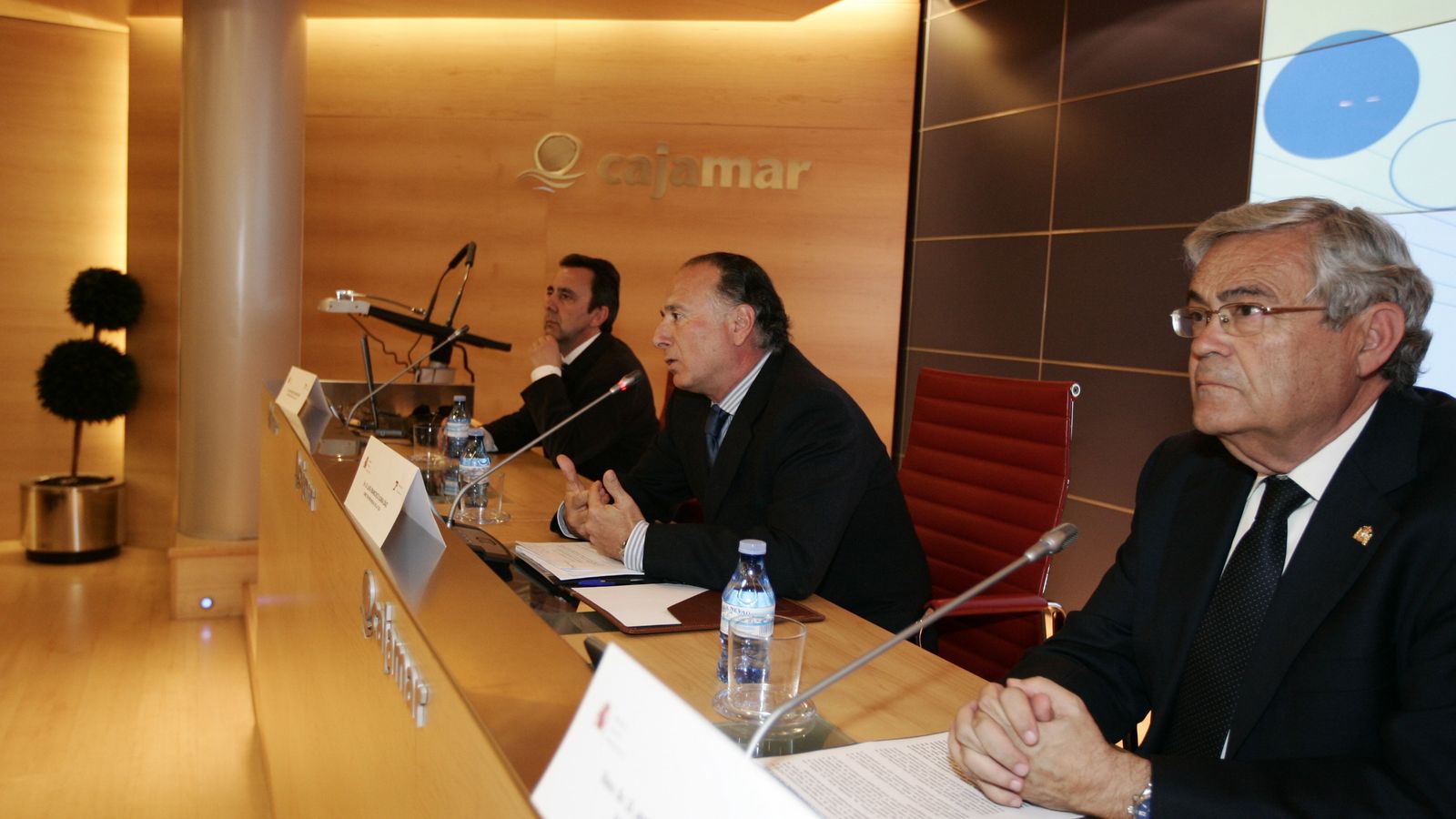 Luis Soria, junto al anterior subdelegado del Gobierno en Almería, Andrés García Lorca