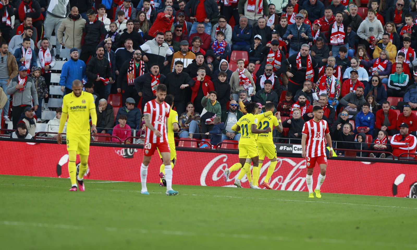 Imágenes de la derrota de la U.D. Almería ante el Villarreal por 0 a 2