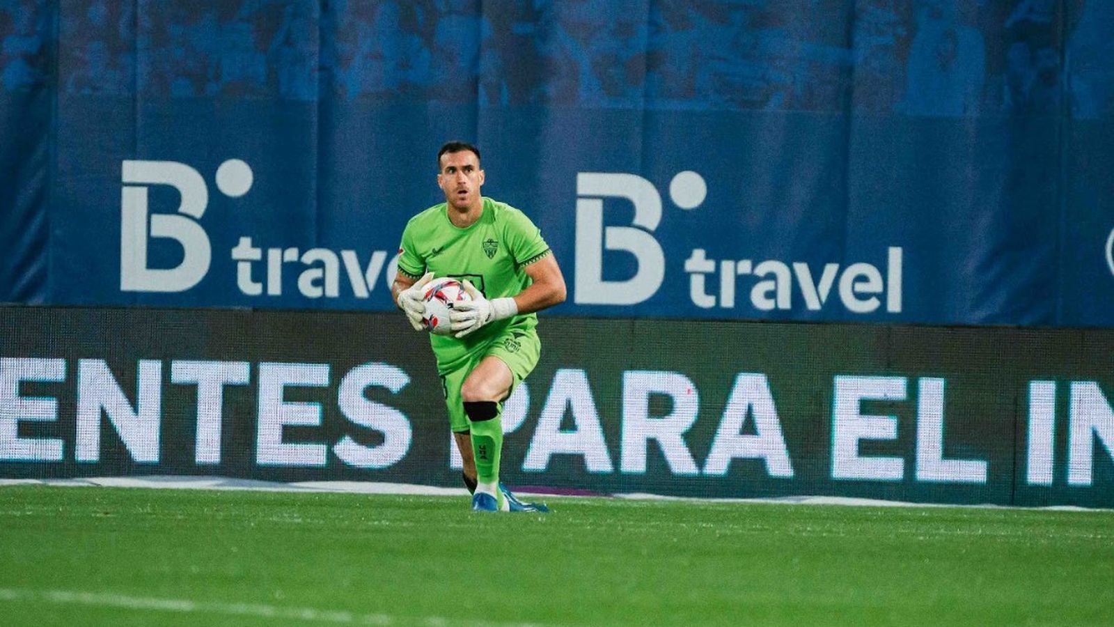 Fernando afianzó la victoria con una parada salvadora en el descuento