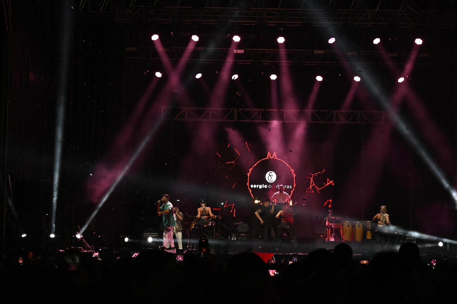 Imágenes del concierto de Sergio Contreras y Raule en las Colombinas