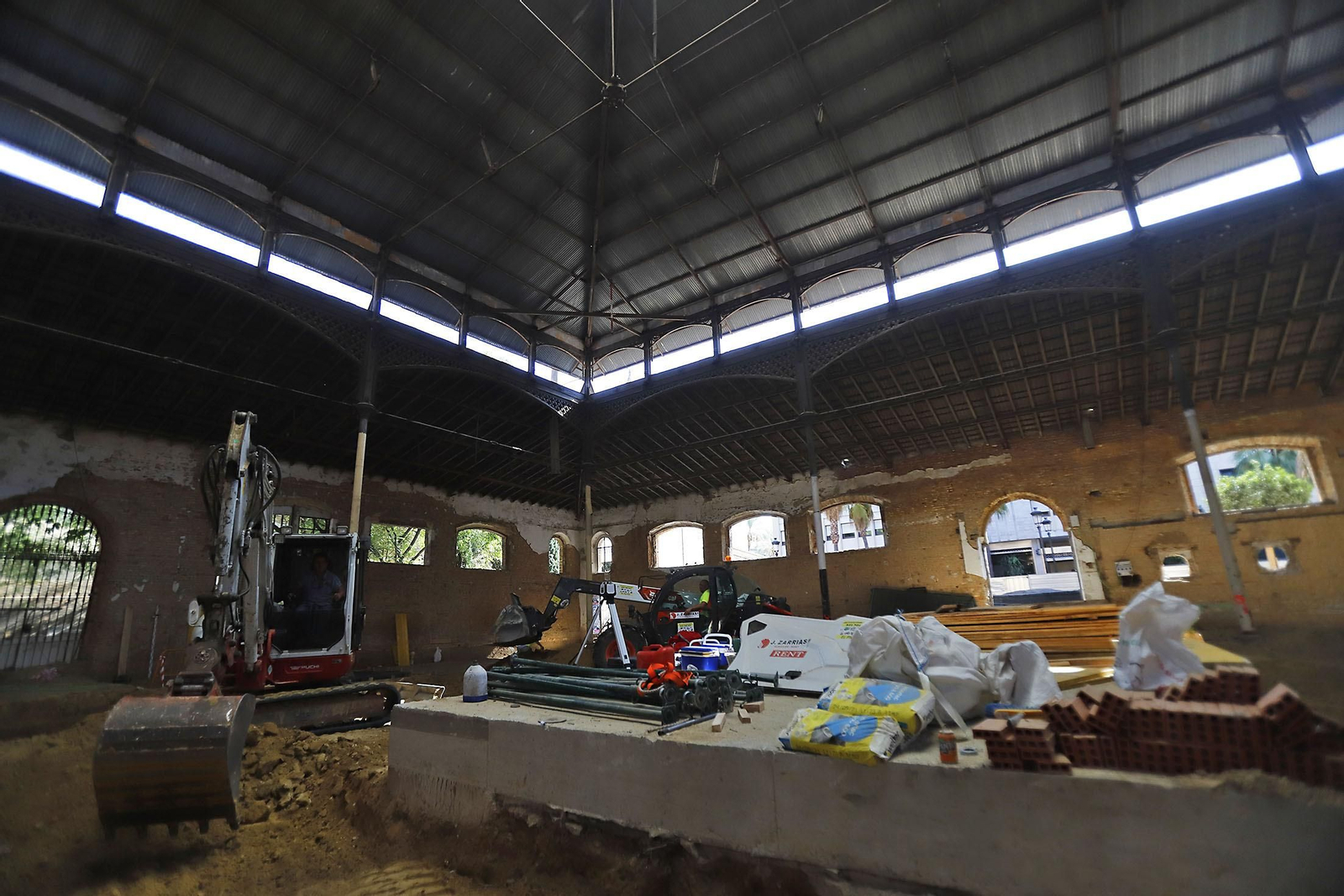 Visita a las entrañas del antiguo mercado de Santa Fé de Huelva