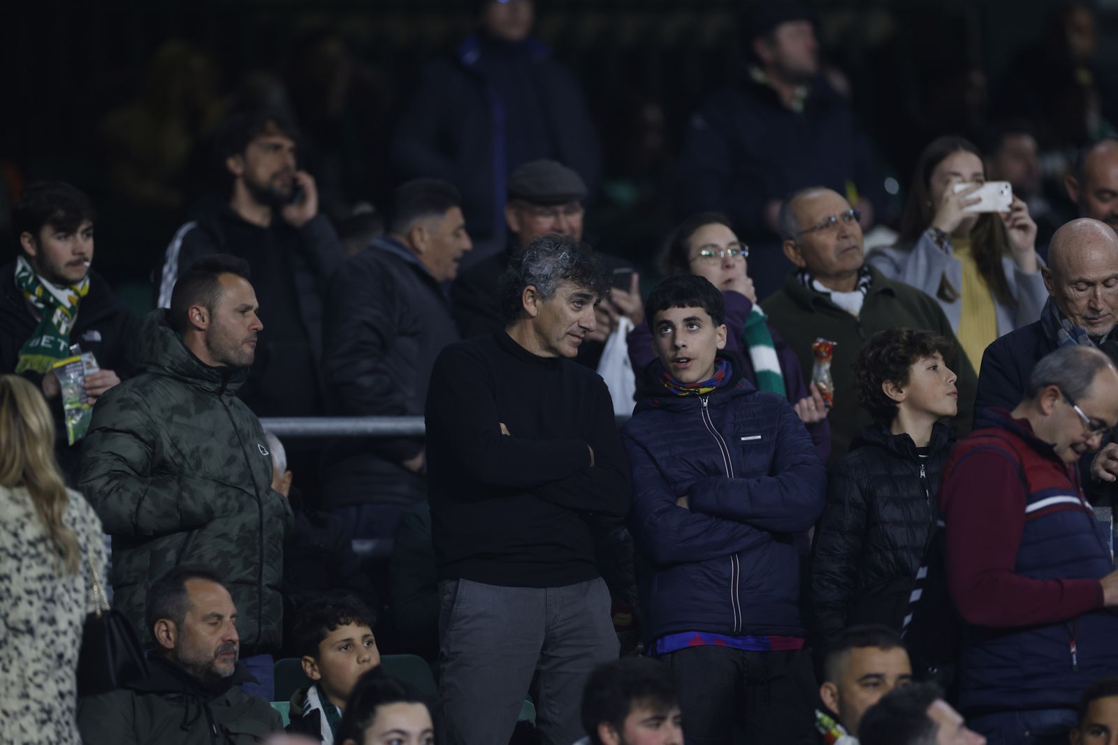 Búscate en las fotos del Betis-Barcelona