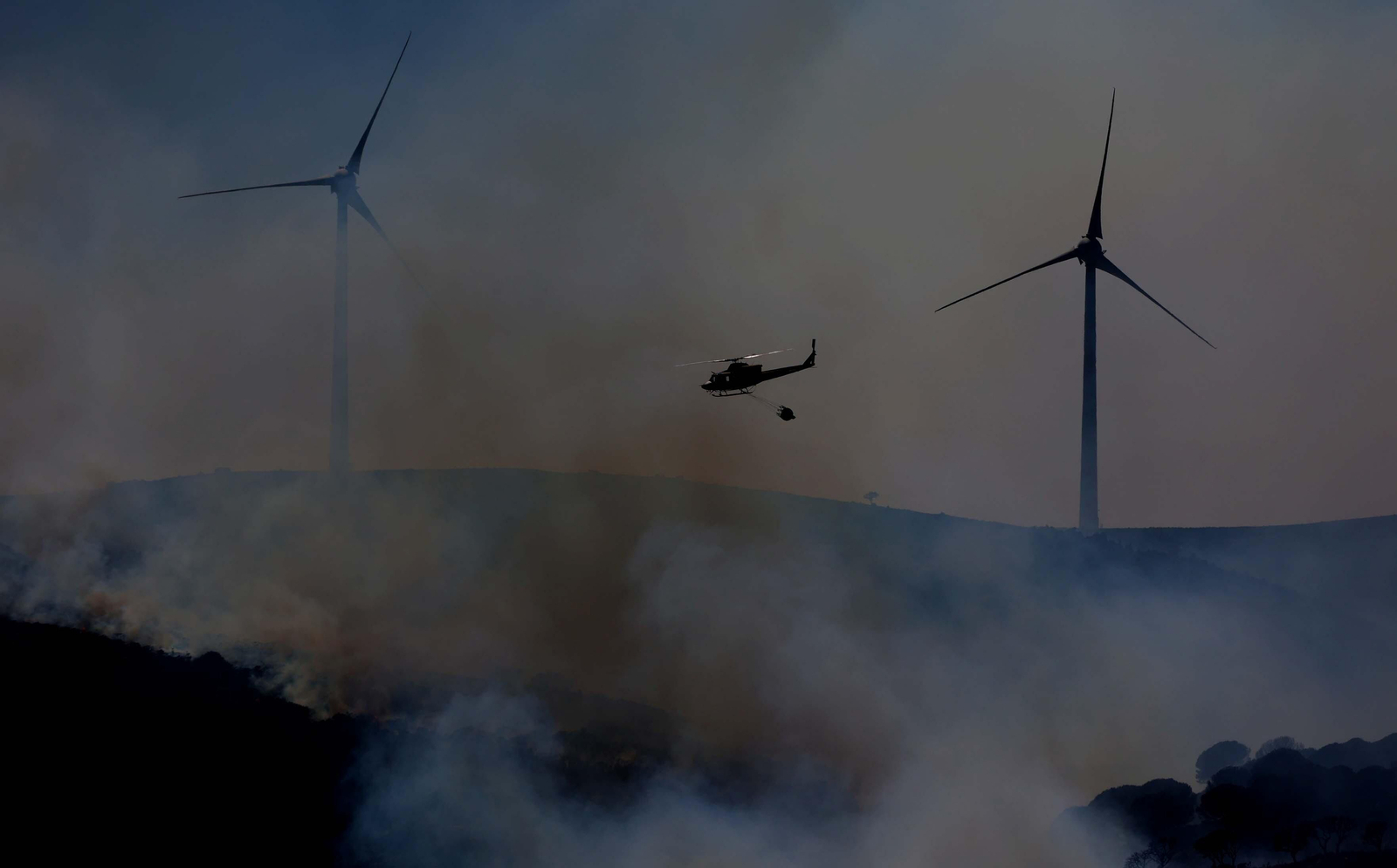Imágenes del incendio de monte La Peña en Tarifa Imágenes del incendio de monte La Peña en Tarifa