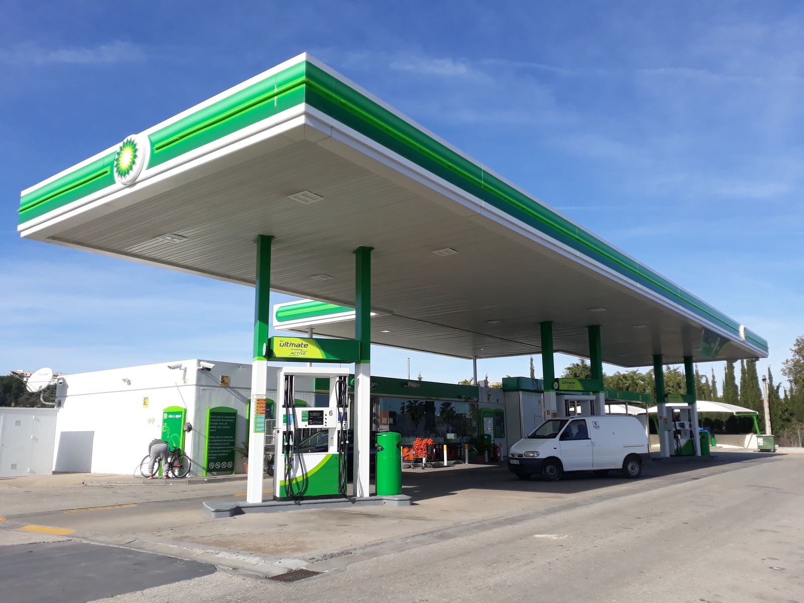 La gasolinera en la que se produjo el atraco.