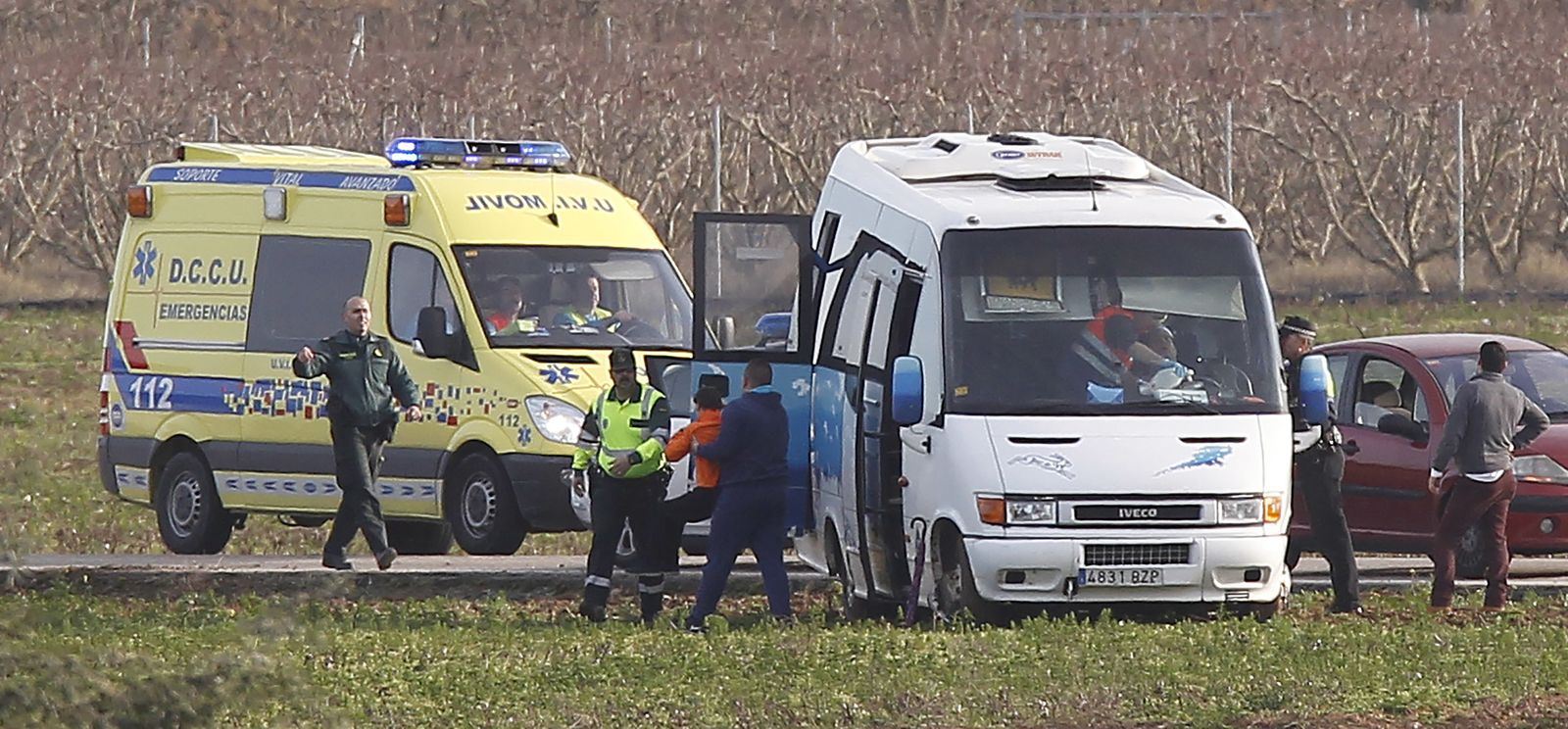 El accidente del autobús escolar, en imágenes