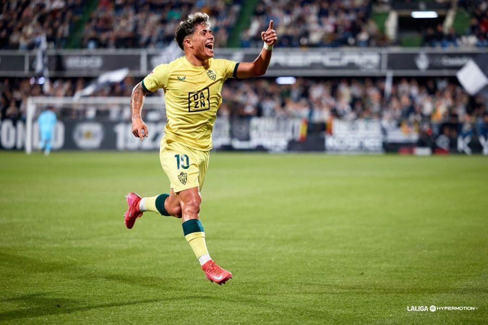Melamed celebra su gol con el que consiguió adelantar a los almerienses frente a los castellonenses.