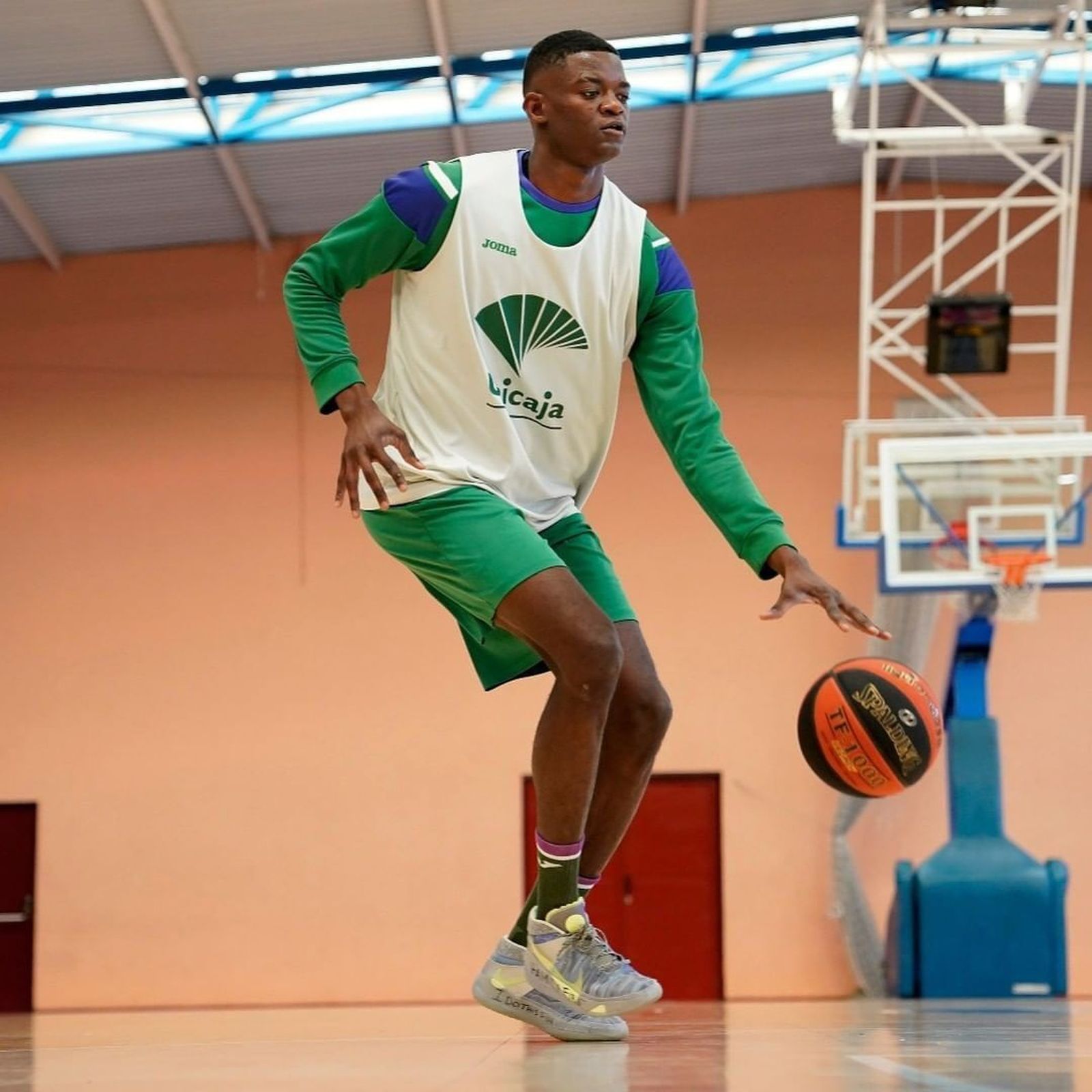 Nzosa, durante una sesión de trabajo