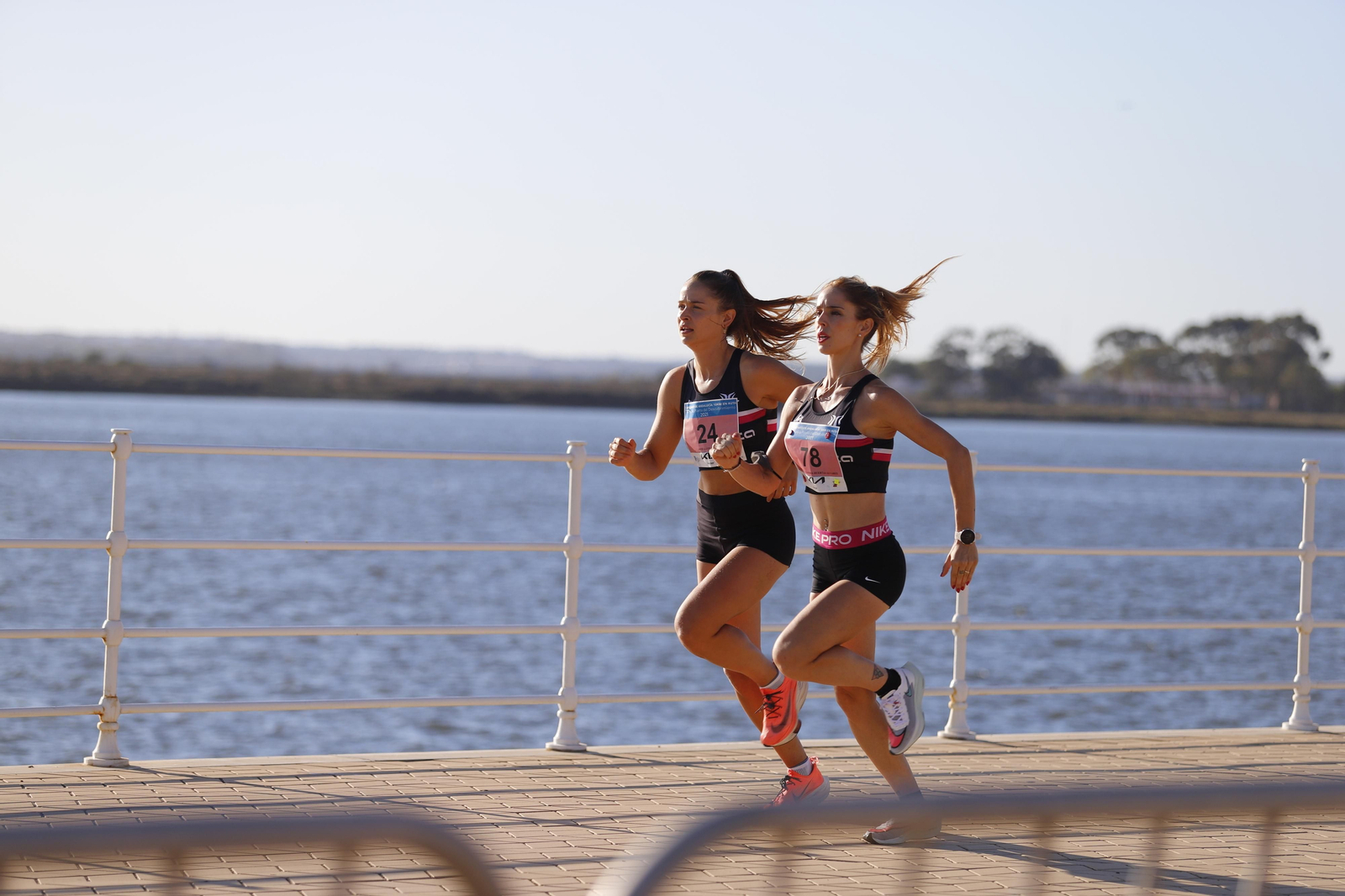 Imágenes de la carrera 10K Huelva Puerta del Descubrimiento