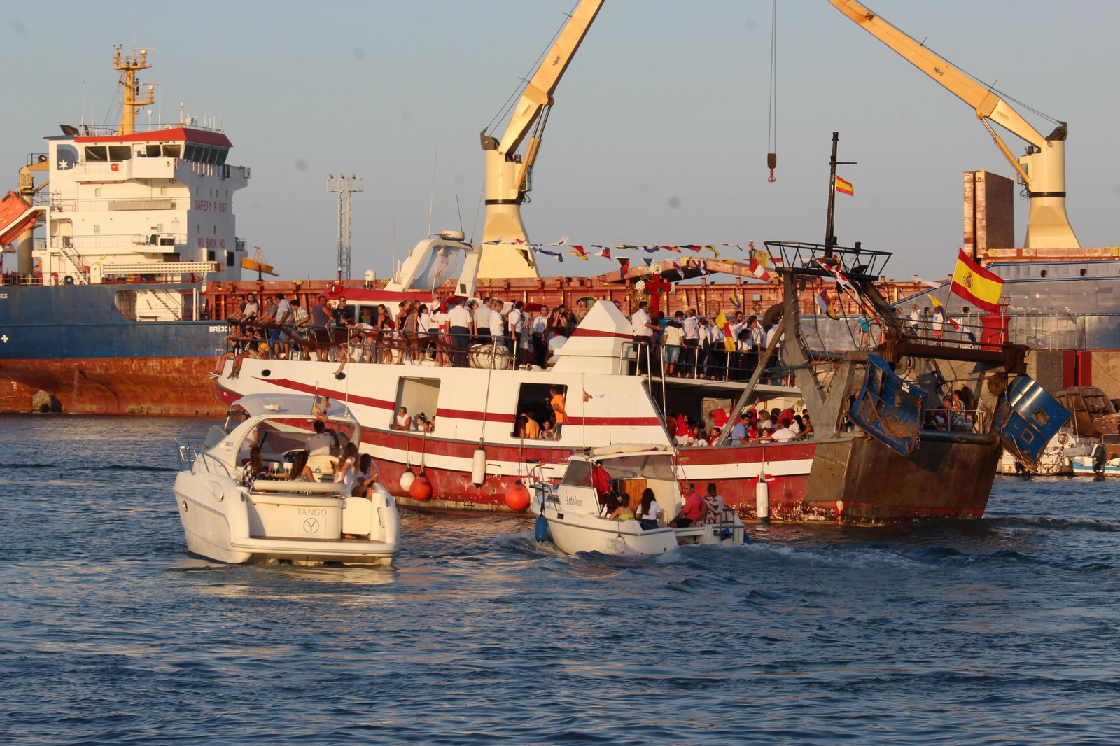 Imágenes de la procesión de la Virgen del Carmen en Garrucha