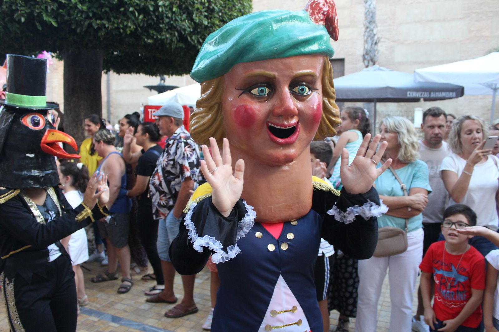 Los Gigantes y Cabezudos de Vera, en imágenes