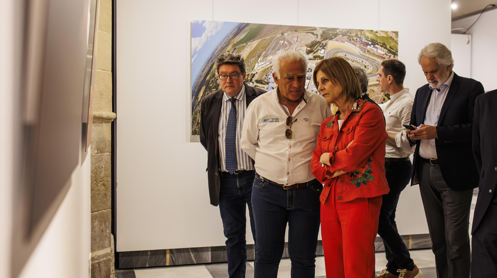 Imágenes de la exposición de los 40 años del Circuito de Jerez y de la marca Montesa