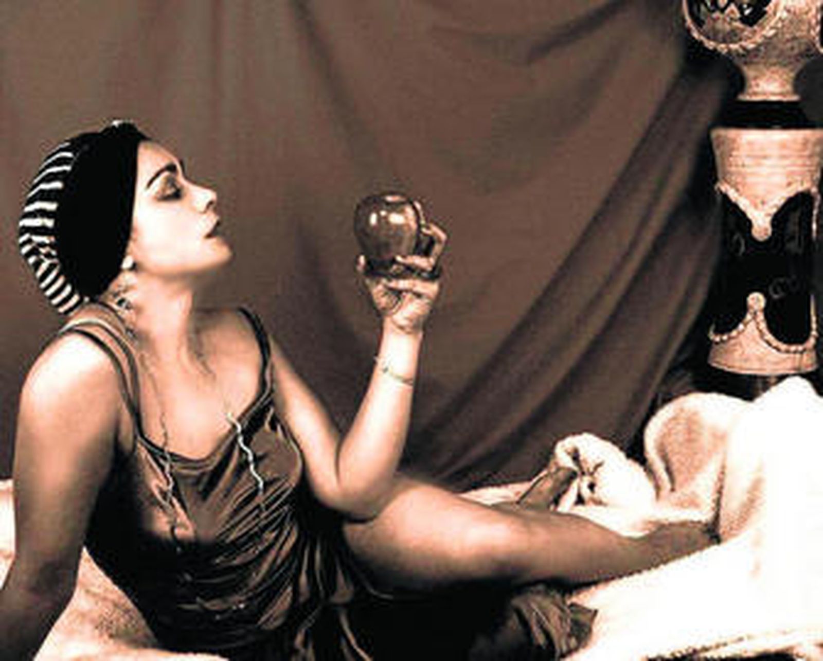 Virginia Nölting protagoniza 'La bella Helena de Troya'.