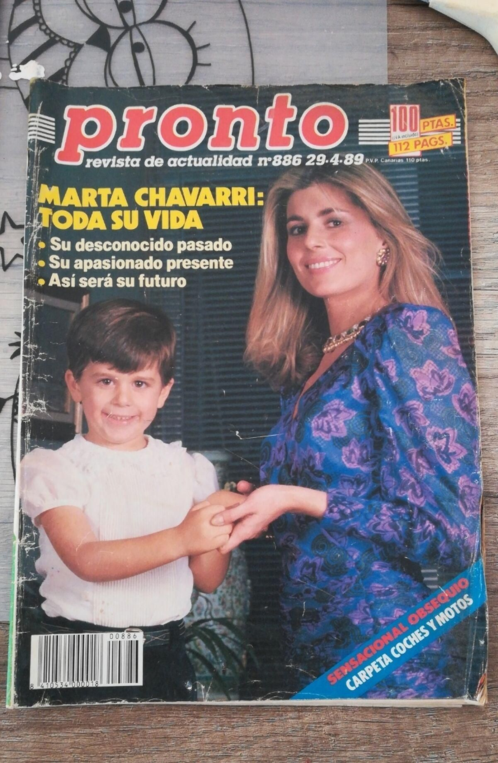 Marta, en la portada de 'Pronto' con un Álvaro de niño.