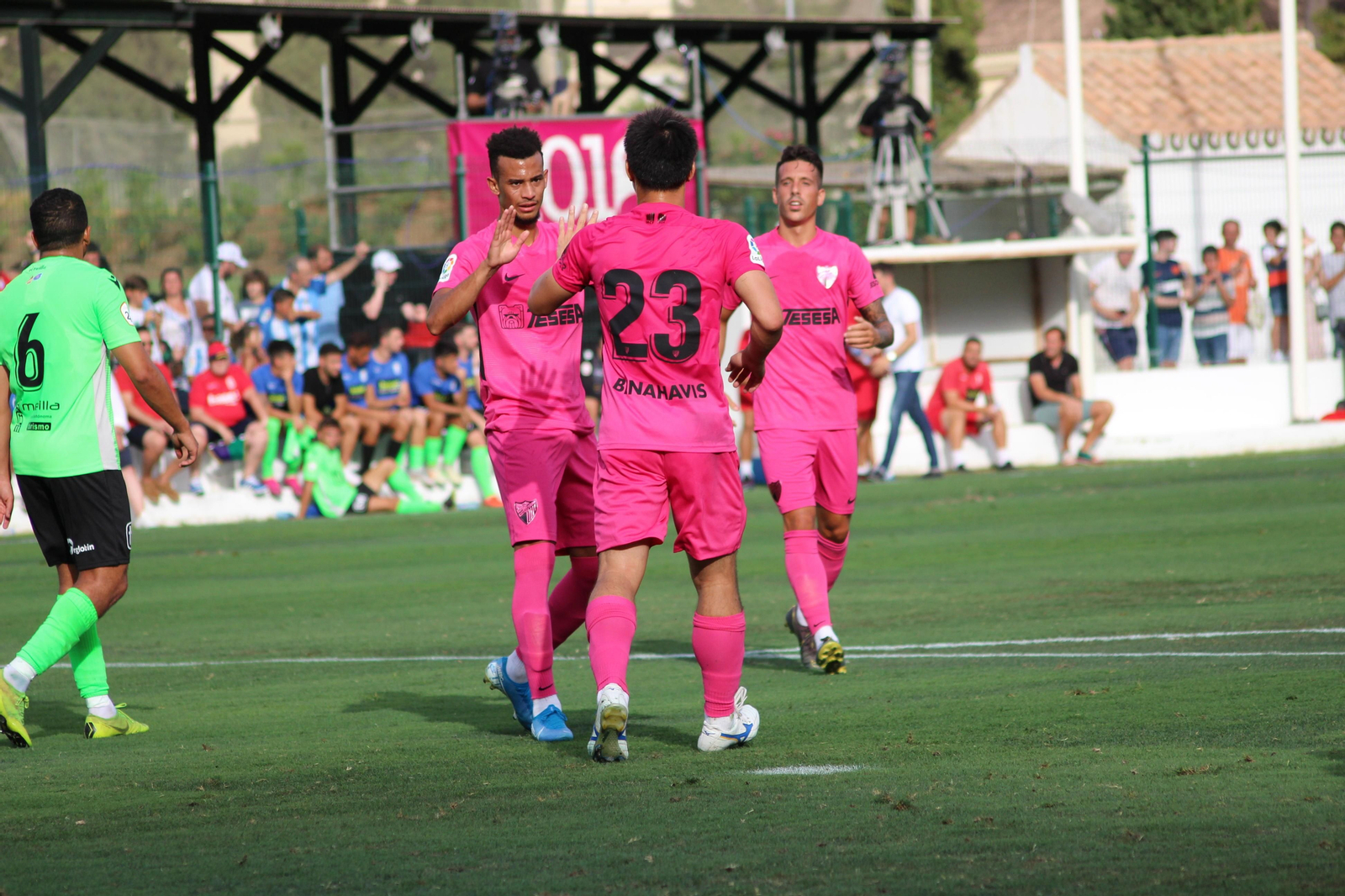 Shinji Okazaki, su fugaz paso por Málaga, en fotos