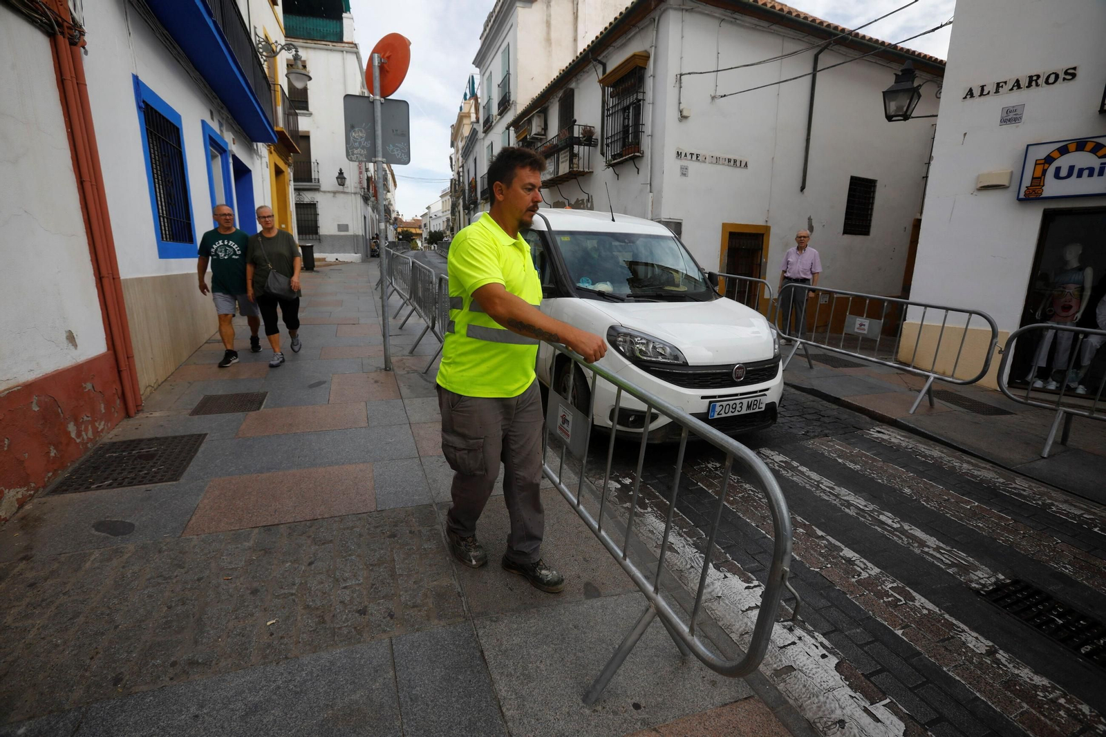 El inicio las obras de la calle Alfaros, en imágenes