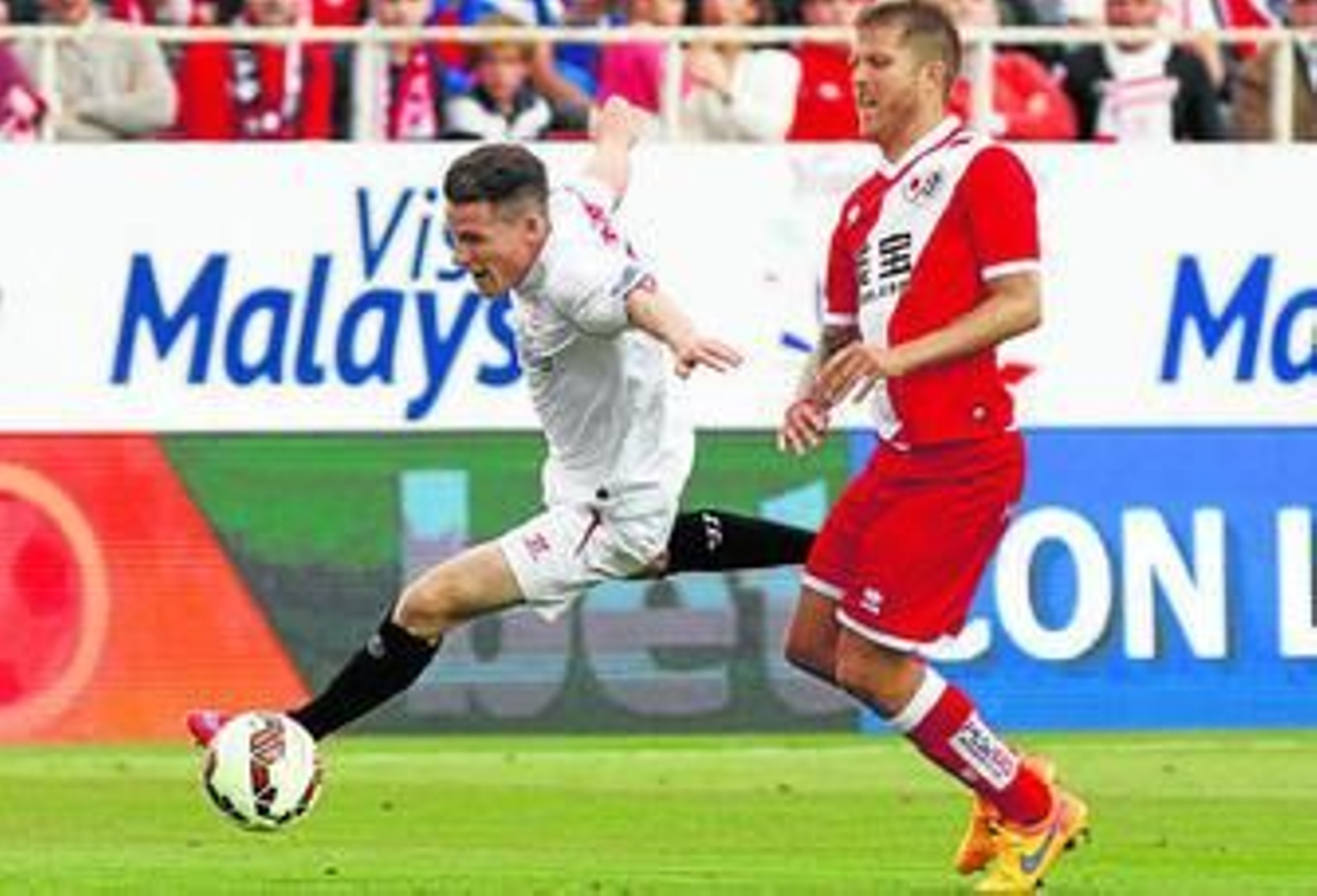 Brillante manera de llegar al objetivo (2-0)