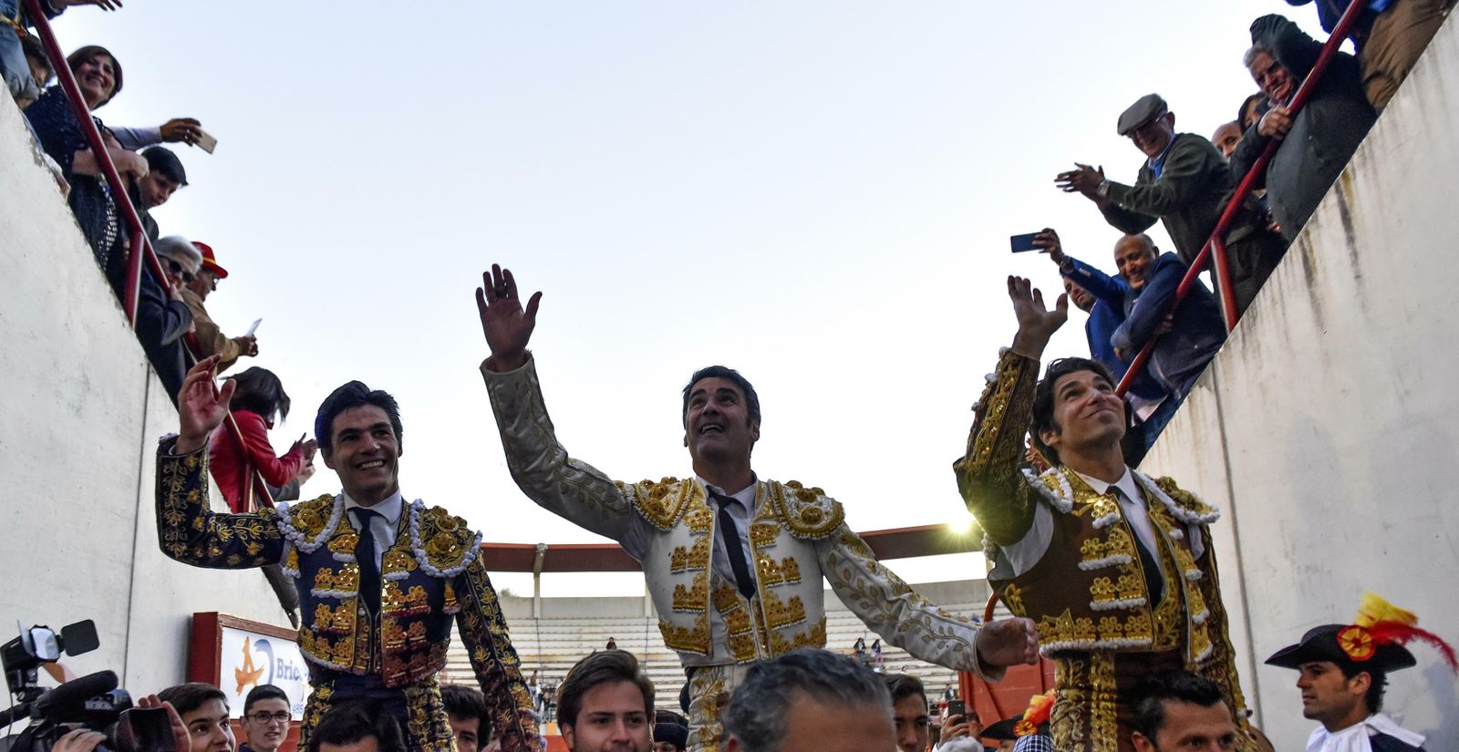 Las imágenes de la corrida en Morón con la reaparición de Jesulín de Ubrique