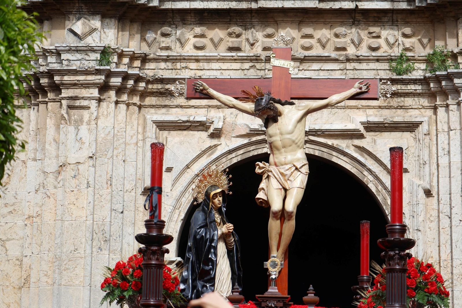 La procesión de la Caridad en este Jueves Santo de Córdoba, en imágenes