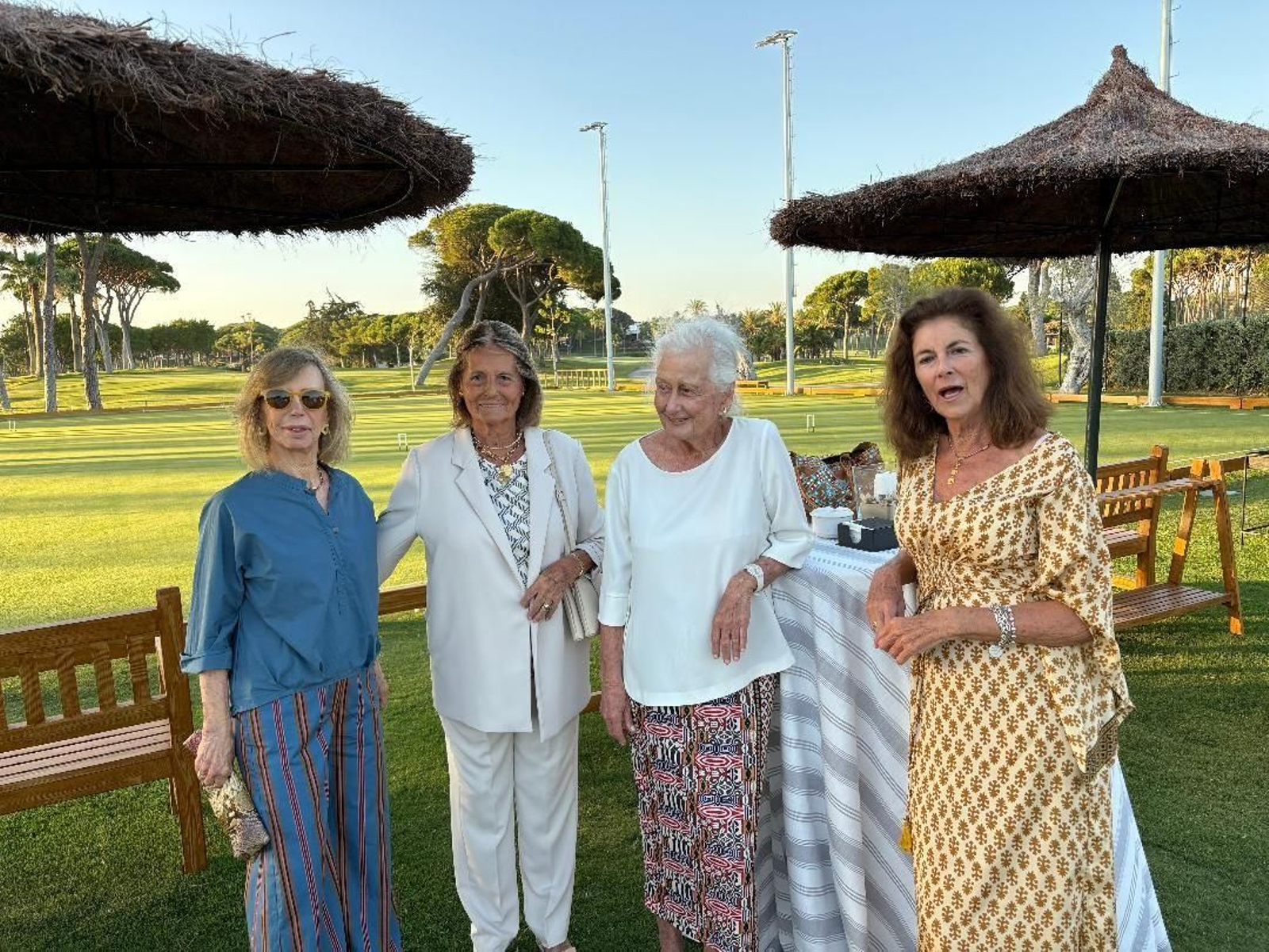 Isabel González Tánago, Mercedes O’Neale, Fuenscila Aritio y Carmen Barbadillo. Isabel González Tánago, Mercedes O’Neale, Fuenscila Aritio y Carmen Barbadillo.